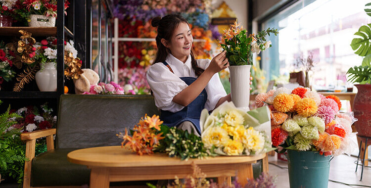 花き梱包を省人化するコツとは？ 具体的な課題解決策をご紹介